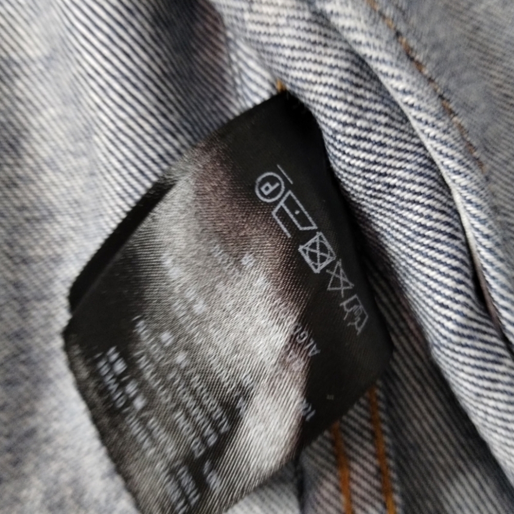 BALENCIAGA Back Logo Blue Denim Thrashed Jacket Mens size L Old Money Luxurycore - Picture 14 of 14